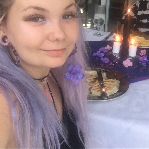 50mm wire wrapped hoop earrings✨ - Picture 2 of 2